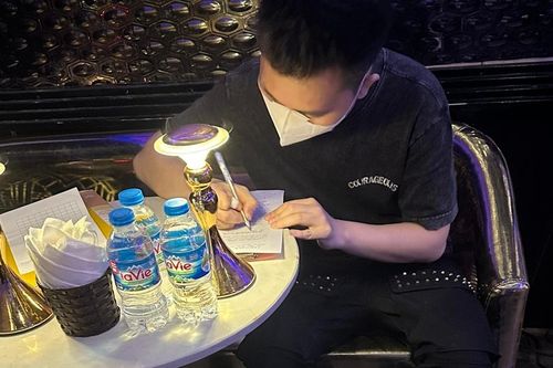 Quận Hoàn Kiếm: Kiểm tra, xử lý 2 cơ sở kinh doanh 'bóng cười'