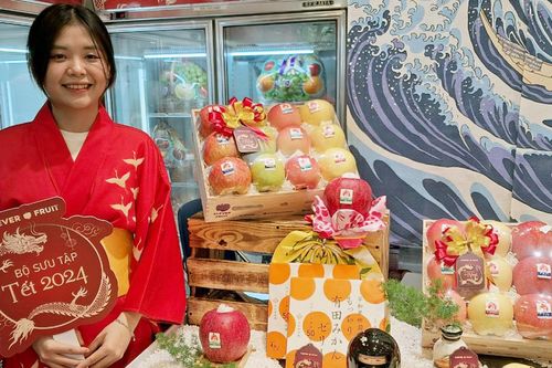 Bộ sưu tập quà tặng Tết Klever Fruit với trái cây siêu to khổng lồ