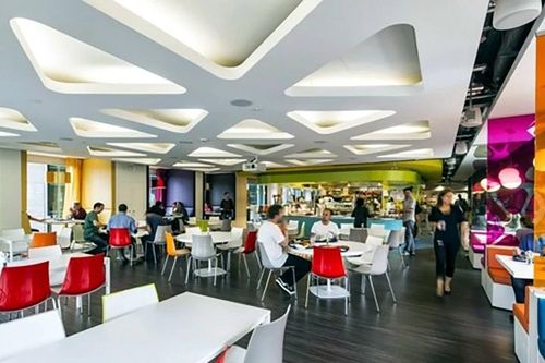 Làn sóng sa thải công nghệ vẫn tiếp diễn