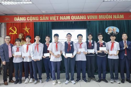 Hơn 140 học sinh Ba Đình tham gia kỳ thi HSG cấp thành phố