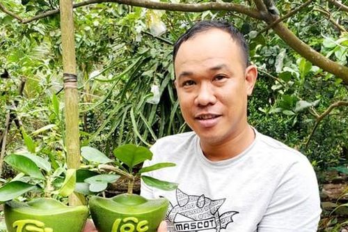 Bưởi hình hồ lô, thỏi vàng ở miền Tây giá hơn 1 triệu đồng/cặp chưng Tết