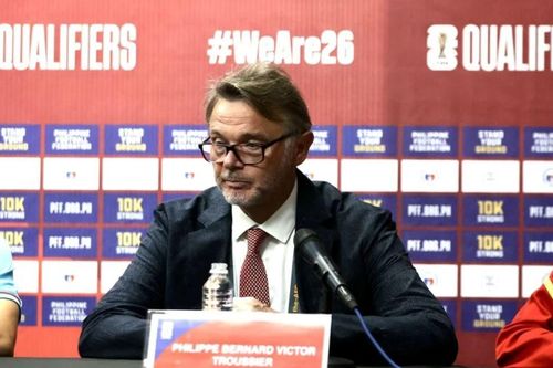 HLV Troussier: Cố gắng hướng đến 3 điểm ở lượt cuối