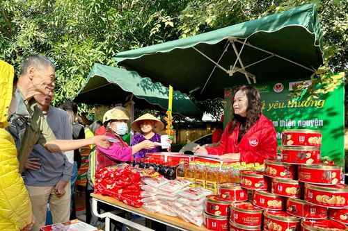 Ra mắt kho thực phẩm cộng đồng cho người khó khăn tại tỉnh Thanh Hóa