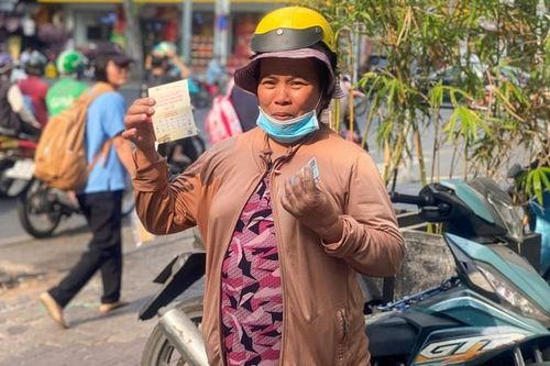 TPHCM: Mang Tết đến với mọi người, mọi nhà
