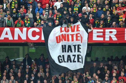 Câu chuyện về mối quan hệ 'cơm không lành, canh không ngọt' của giới chủ Man United với người hâm mộ