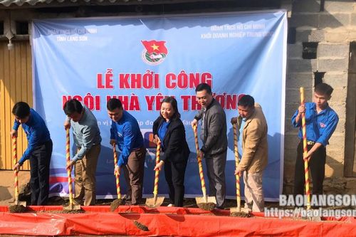 Khởi công 2 'Ngôi nhà yêu thương' tại huyện Tràng Định