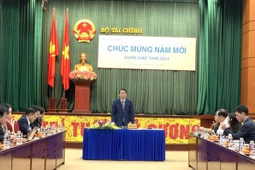 Bộ Tài chính tích cực siết chặt quản lý, lành mạnh hóa thị trường