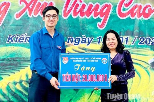 Chương trình tình nguyện 'Đông ấm vùng cao' năm 2024