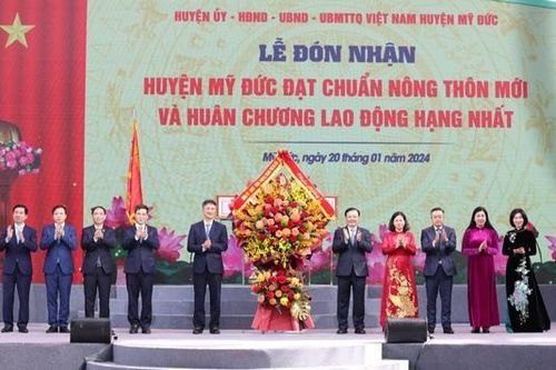 Mỹ Đức đón nhận huyện đạt chuẩn nông thôn mới