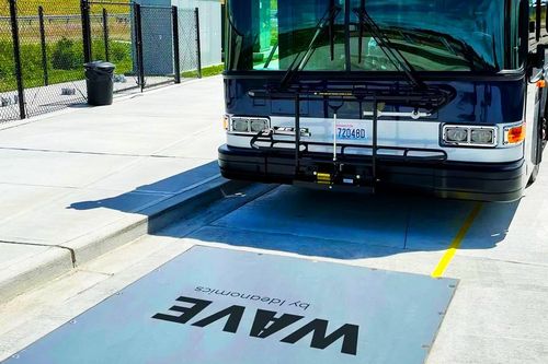 Xe tải điện đón nhận công nghệ sạc không dây cực nhanh, 500kW chỉ trong 15 phút