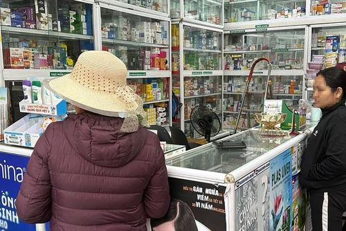 Nhà thuốc, cá nhân có được phép livestream bán thuốc qua mạng xã hội?