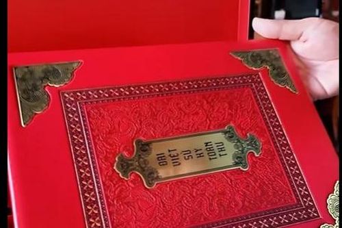 Đại diện Việt Nam lần đầu tham gia hội chợ nghệ thuật sách quốc tế