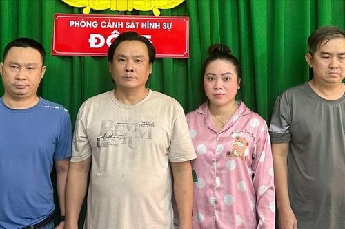 Bắt quả tang nhà hàng ở quận 5 cho nữ tiếp viên bán dâm với khách