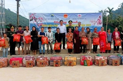 Rộn ràng sắc Xuân Biên phòng trên khắp nẻo biên cương