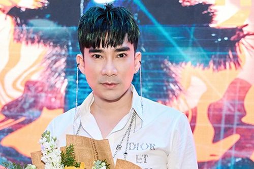 Quang Hà: Tuổi 43, tôi may mắn có cuộc sống đủ đầy