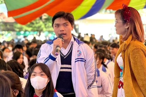 Gia Lai: Hơn 4.000 học sinh lớp 12 được tư vấn, tuyển sinh-hướng nghiệp