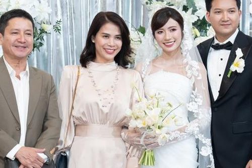 Cháu trai Chí Trung tặng xe hơi trong lễ cưới, Ngọc Huyền lần đầu kể tình yêu quen qua mạng