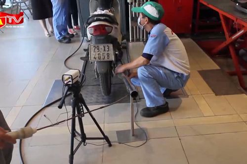 Đề xuất kiểm định khí thải xe máy và ưu tiên xe điện
