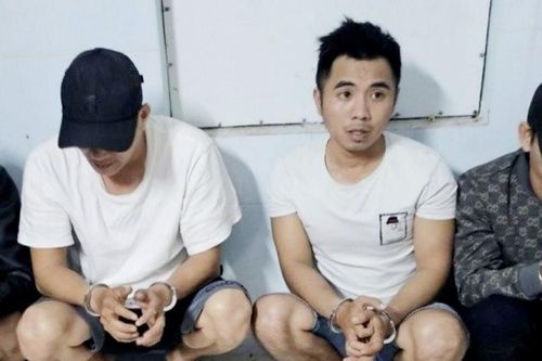 Hà Tĩnh: Đột kích bắt quả tang nhóm đối tượng sử dụng ma túy