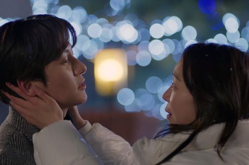 Phim của Ji Chang Wook gây sốt đến tập cuối cùng