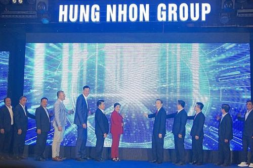 De Heus-Hùng Nhơn tiếp tục đẩy mạnh phát triển chuỗi giá trị chăn nuôi công nghệ cao