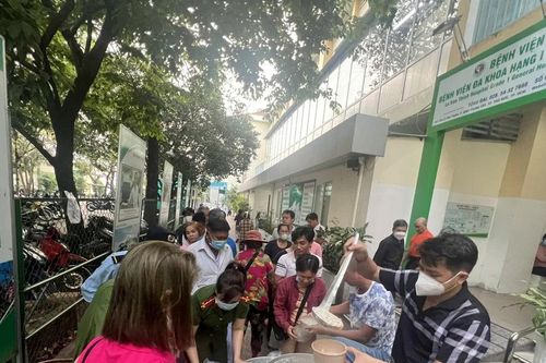 Nồi cháo nghĩa tình