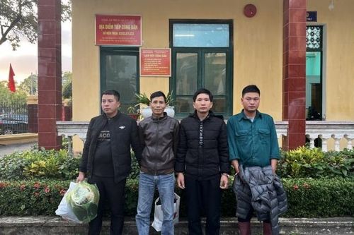 Quảng Ninh: Bắt giữ nhóm đối tượng 'thu tô' người dân nuôi bè hàu