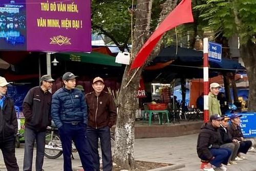 Chợ lao động hắt hiu