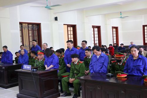 9 án tử hình trong đường dây mua bán hơn 100kg ma túy