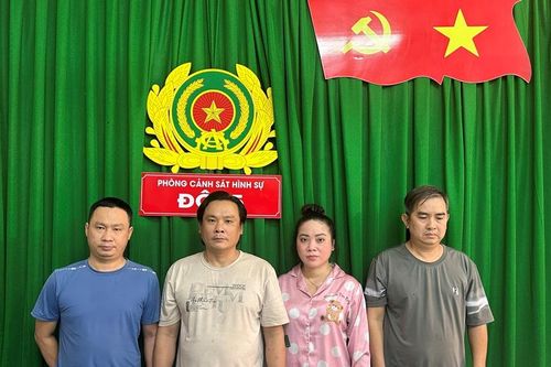 Hai anh em điều hành nhà hàng có 40 nhân viên nữ bán dâm giá 5 triệu đồng/lần