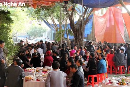 Vùng quê ở Nghệ An đi ăn đám cưới không cần bỏ phong bì