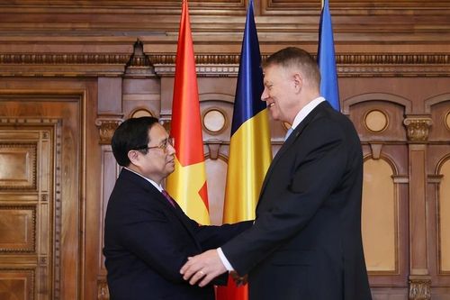 Thủ tướng Phạm Minh Chính hội kiến Tổng thống Romania Klaus Iohannis