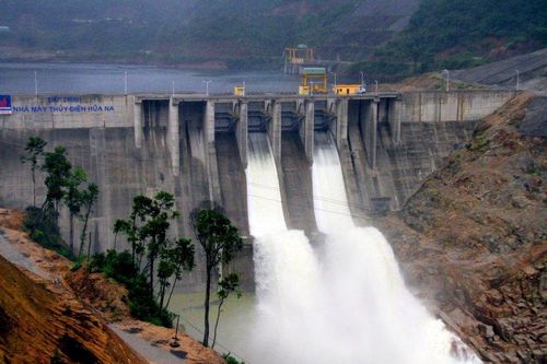 Thủy điện Hủa Na báo lãi giảm 59% năm 2023 trước khi chào sàn HoSE