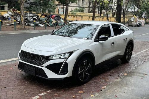 Peugeot 408 đã ra biển nhưng chưa lăn bánh, chủ nhân rao bán 'lỗ' hơn 100 triệu đồng
