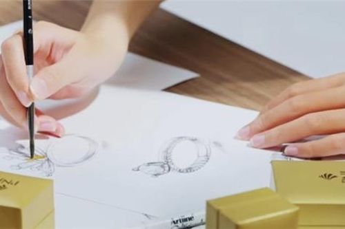 PNJ lãi sau thuế gần 2.000 tỷ đồng