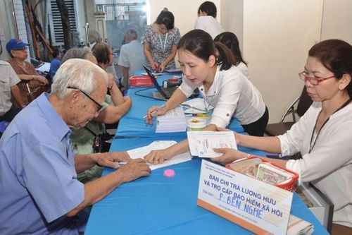 Đề xuất tăng trợ cấp xã hội cùng thời điểm cải cách tiền lương