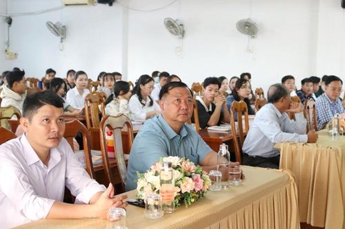 Bồi dưỡng nhận thức về Đảng cho quần chúng ưu tú