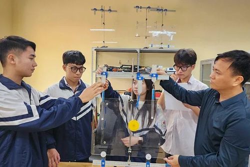 Tăng chất lượng đào tạo, bồi dưỡng học sinh giỏi