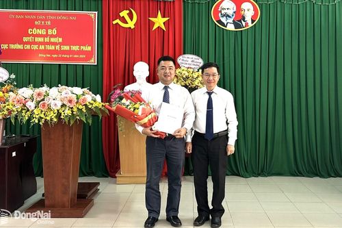 Ông Nguyễn Đình Minh giữ chức Chi cục trưởng Chi cục An toàn vệ sinh thực phẩm tỉnh