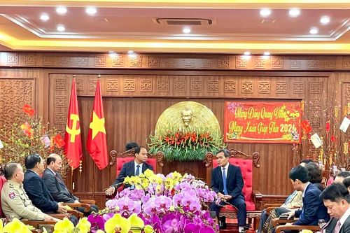 Đoàn cán bộ cấp cao tỉnh Preah Vihear thăm, chúc Tết tỉnh Gia Lai