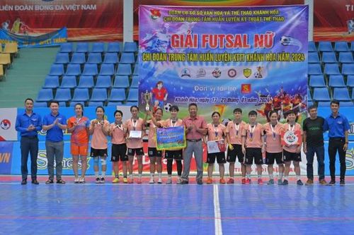 Giải futsal nữ Chi đoàn Trung tâm Huấn luyện kỹ thuật thể thao Khánh Hòa năm 2024 Đội nữ Trung tâm Huấn luyện kỹ thuật thể thao đoạt chức vô địch