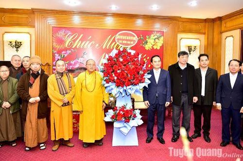 Ban Trị sự Giáo hội Phật giáo tỉnh thăm, chúc Tết UBND tỉnh