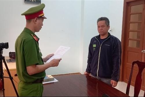 Mua hàng chục túi pháo nổ ém cùng súng săn, đạn chì