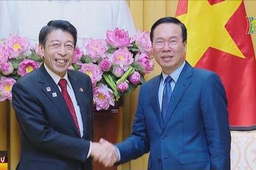 Chủ tịch nước tiếp Thống đốc tỉnh Fukuoka