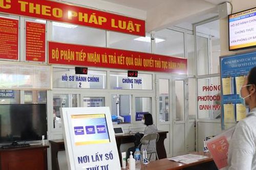 Tăng tỷ lệ hài lòng về sự phục vụ hành chính 5-7%/năm