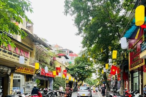 Tìm giải pháp để phát triển các khu thương mại, văn hóa