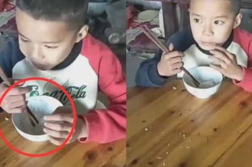 Ly hôn về nhà thu dọn đồ đạc, người mẹ bắt gặp cảnh tượng khiến cô bật khóc nức nở, chi tiết đau lòng nằm trong bát cơm