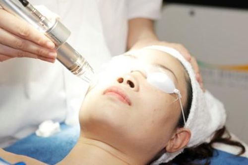 Làm đẹp 'cấp tốc' đón Tết theo Tiktok nhiều người mất tết