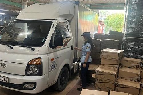Phát hiện xưởng sản xuất sữa giả với tang vật thu giữ hàng chục tỷ đồng