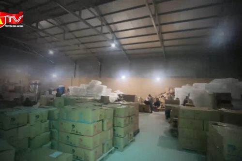 Cử nhân trường Đại học danh tiếng lập xưởng sản xuất nước giặt D-nee giả 'khủng' giữa thủ đô